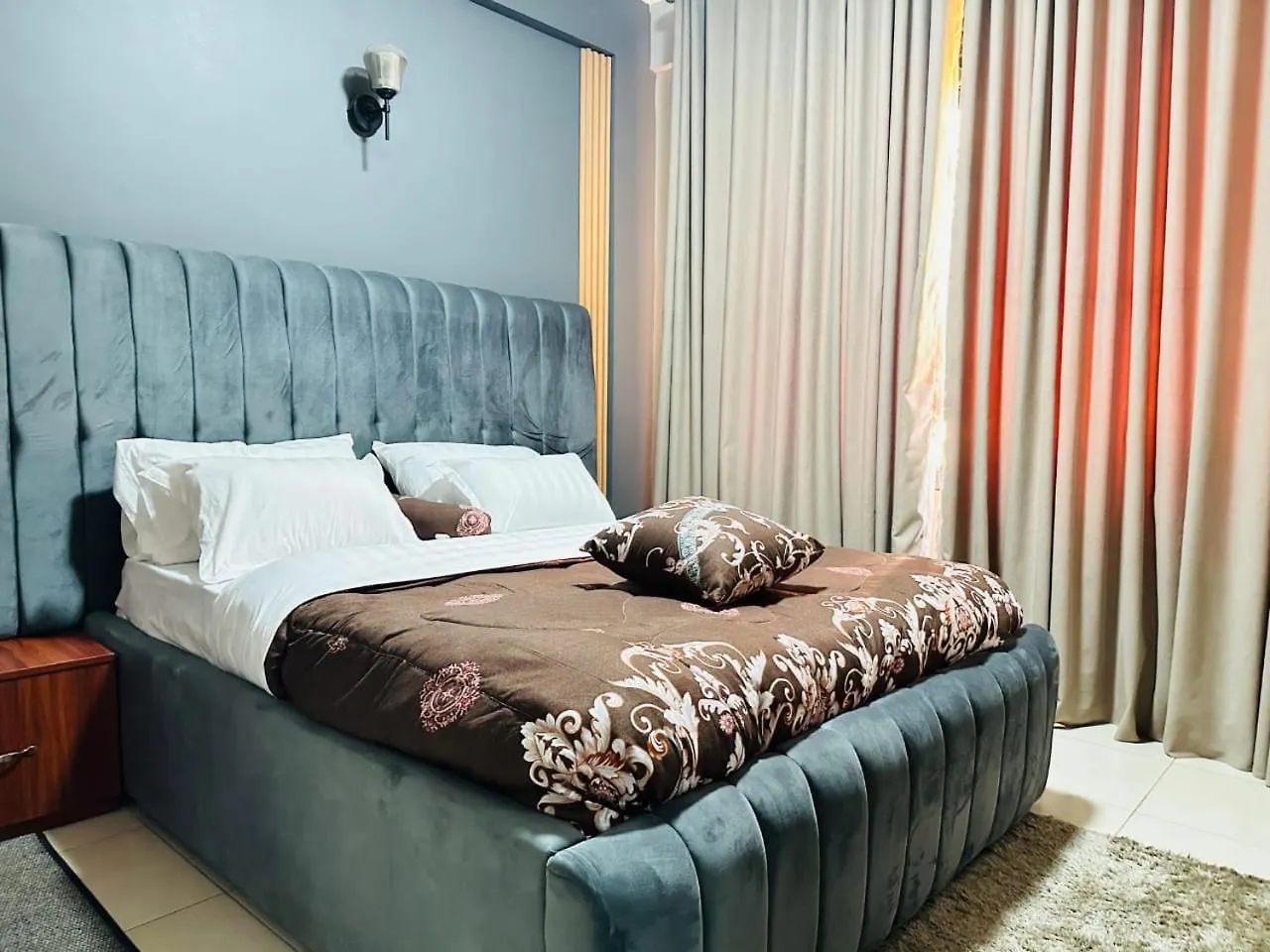 公寓 Silver Homes Ug 坎帕拉